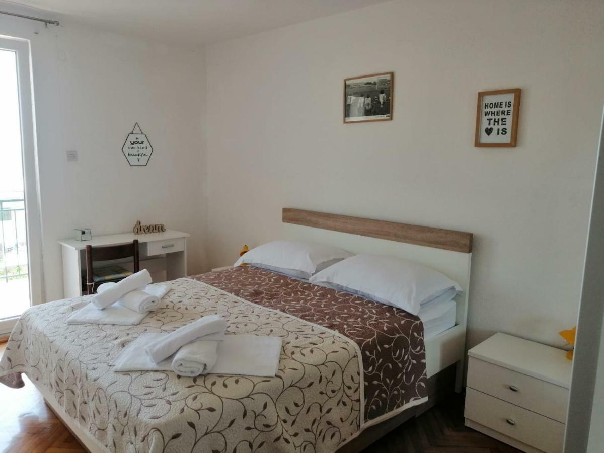 Apartmani Gareljic Podgora Zimmer foto